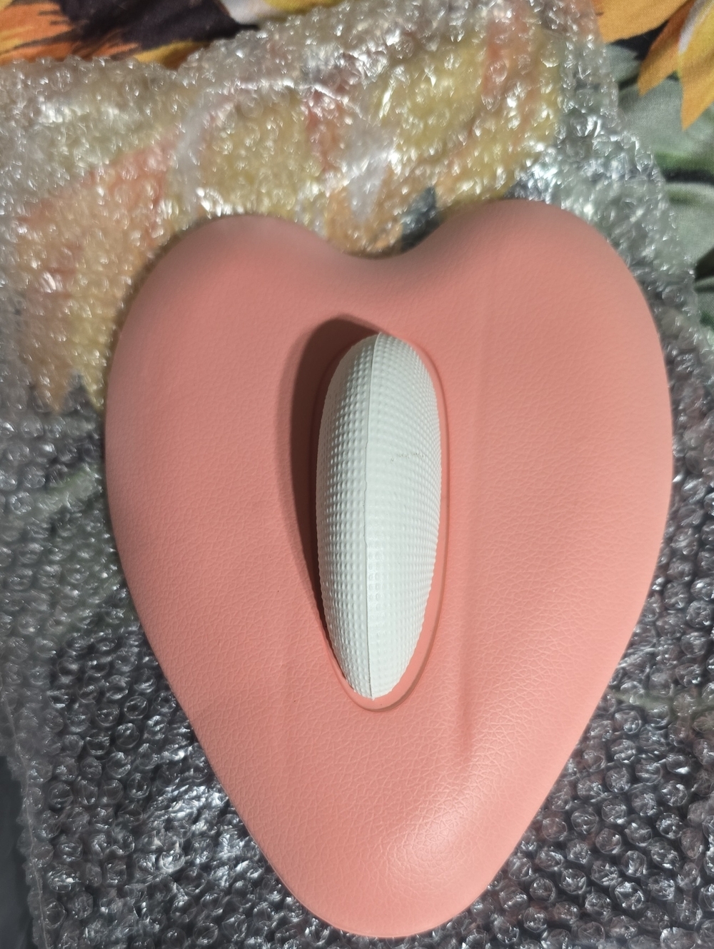 Heart-Shaped Pelvic Floor Trainer - Pink - Picture 4 of 5